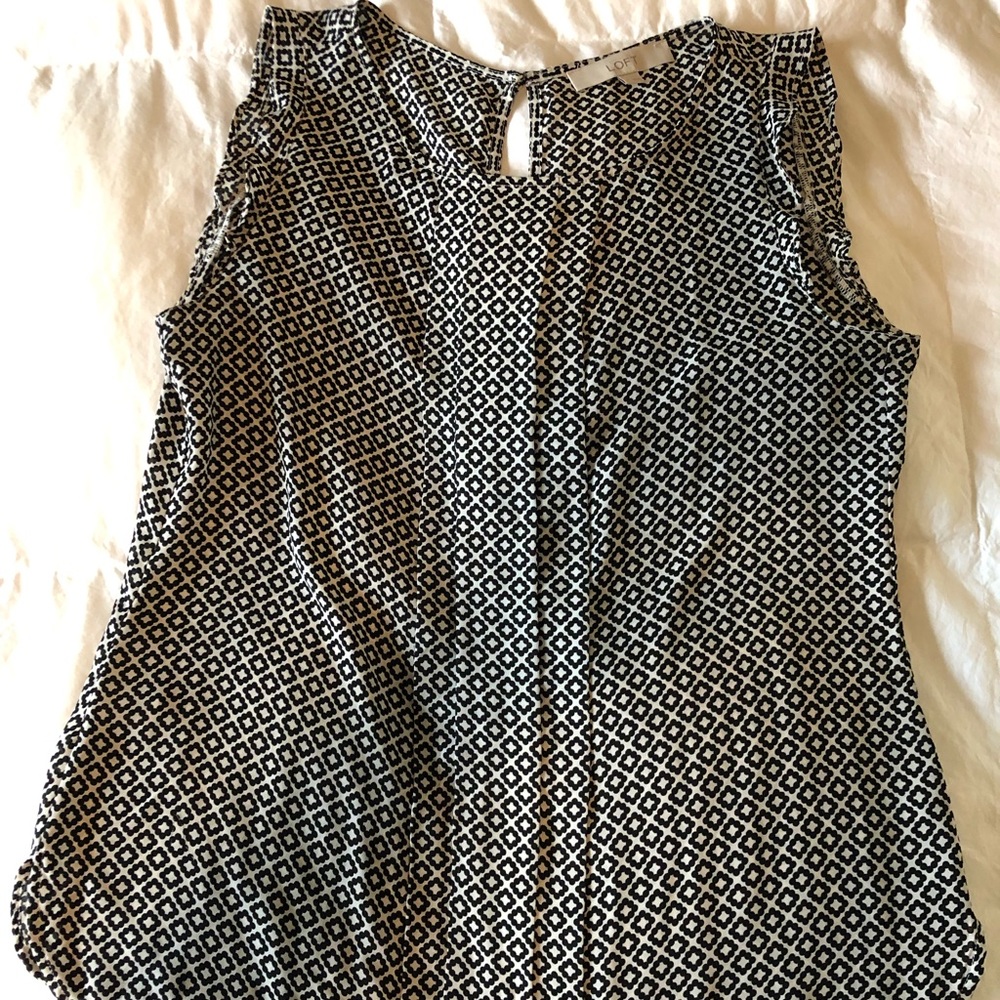 LOFT Sleeveless Top